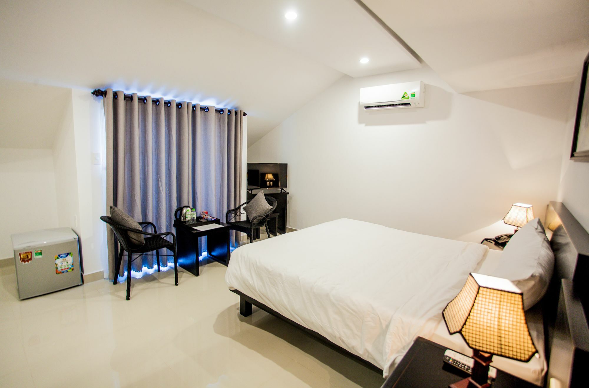ริเวอร์ไซด์ ไวท์ เฮาส์ วิลลา Hotel ฮอยอัน ภายนอก รูปภาพ